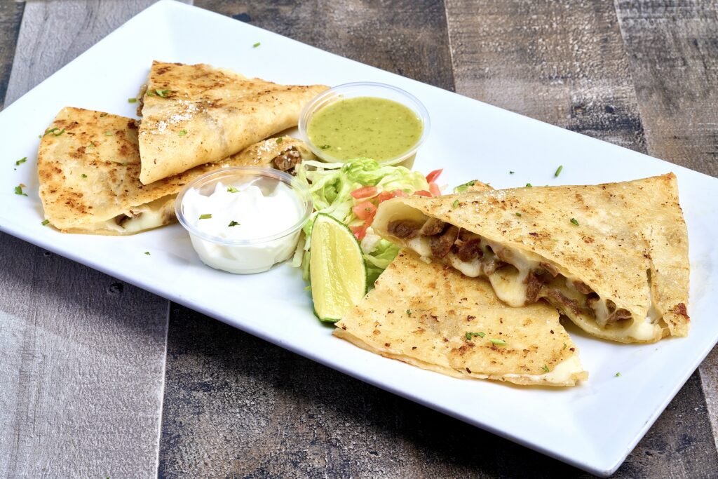 5 QUESADILLAS
